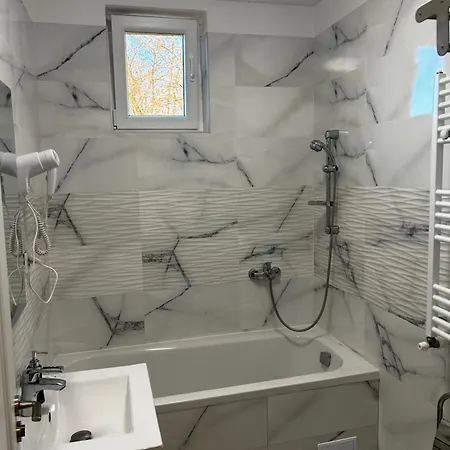 Quarto em Acomodações Particulares Doftana